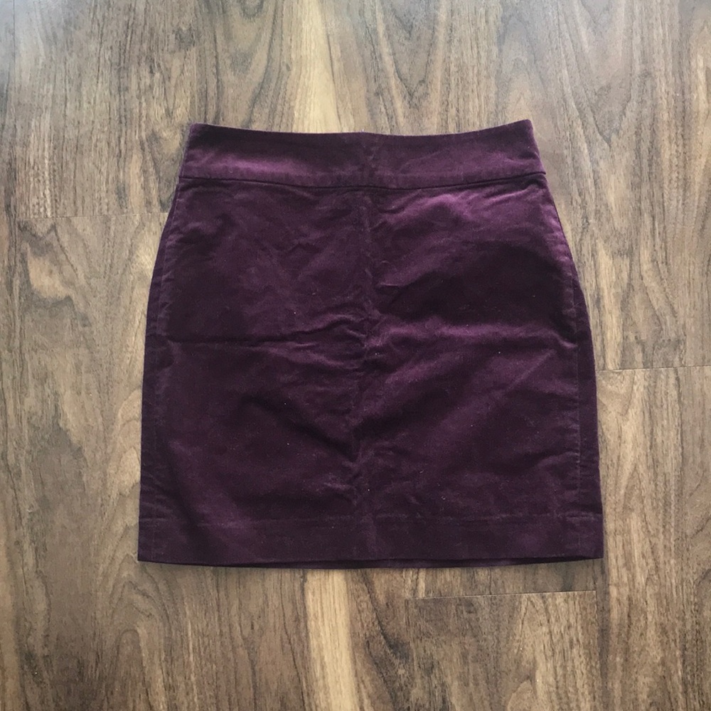 Banana Republic Mini corduroy skirt- burgundy